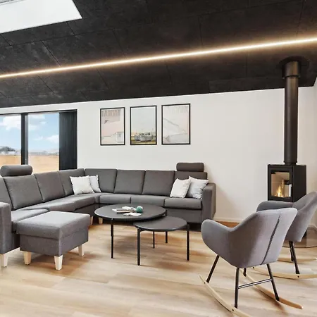 6 Bedroom Pet Friendly In Vakantiehuis Løkken