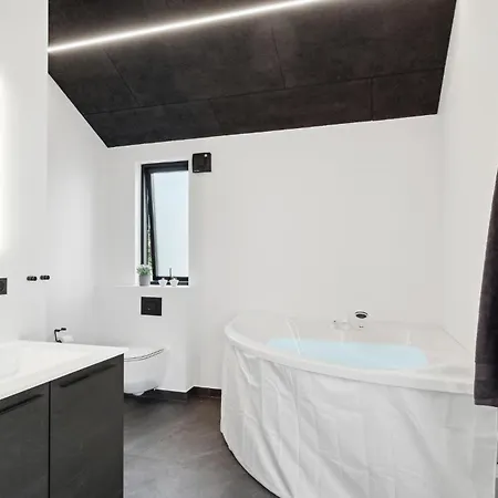 6 Bedroom Pet Friendly In Vakantiehuis
