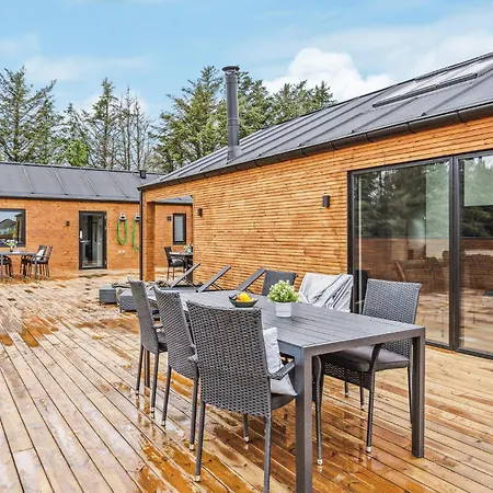 Vakantiehuis 6 Bedroom Pet Friendly In Løkken